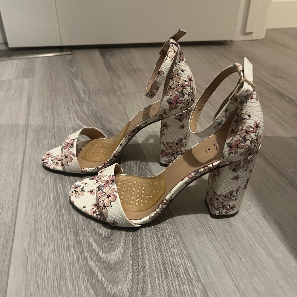 Floral heels